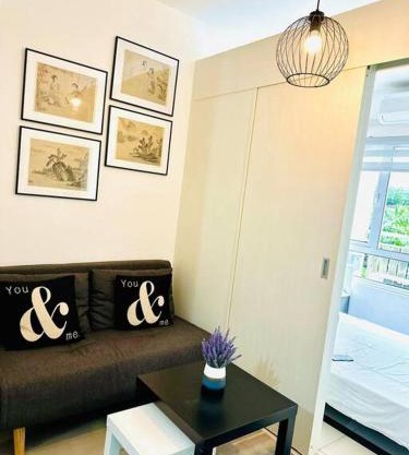 Cool and Savvy 1BR @Cool Suites Tagaytay
