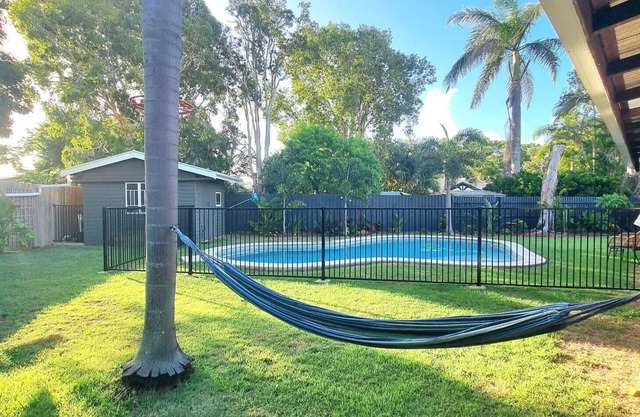 Cool hideaway beach house with private pool