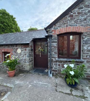 Coppingers Cottage, Galsham Farm
