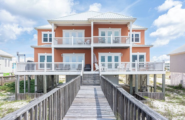 Coral Reef East is a 4 bedrooms and 3 bath unit in wonderful Morgantown Sub-Division with access to pools and tennis courts. This home will accommodate up to 12 people. Please note that this home only rents for the summer.....May 21 to August 19..