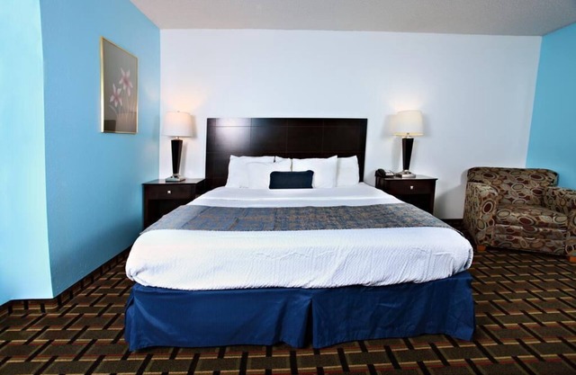 Sky Palace Inn & Suites Newton / 1 très grand lit non-fumeur