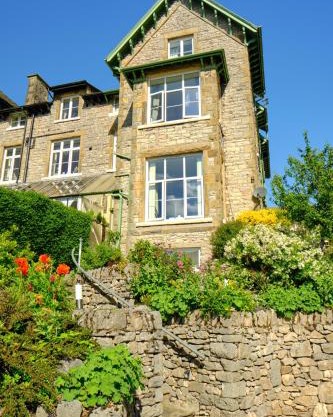 Corner Beech House