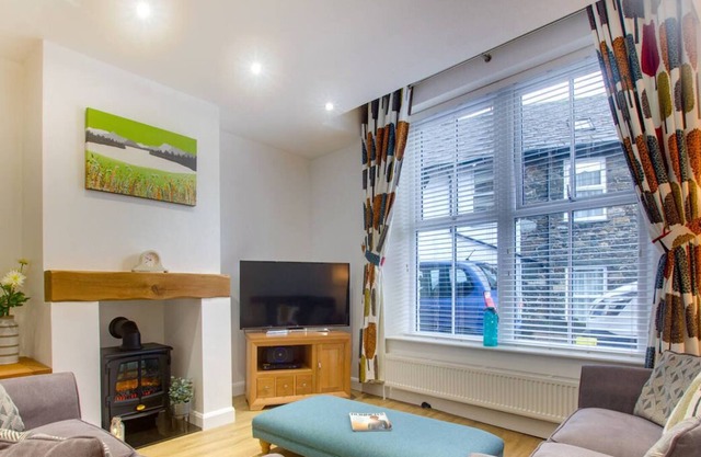 Corner Cottage