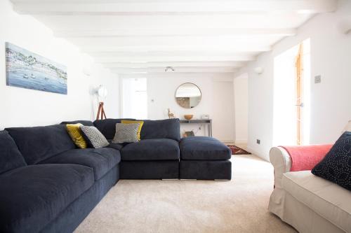 Cornish Cottage - Sleeps 8/9