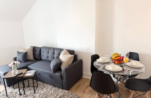 Cosy 1 Bedroom Apartment in the heart of Barry Flat 3