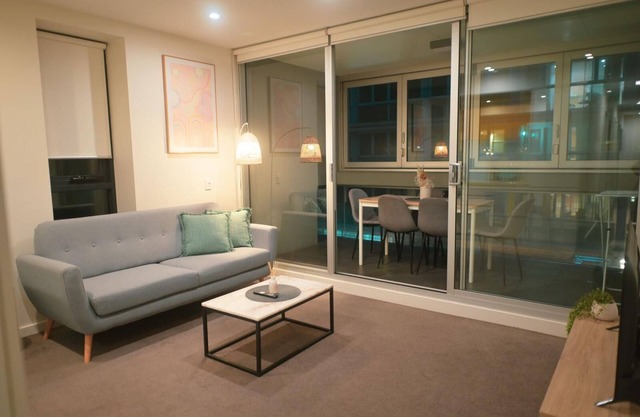 Cosy 2BRs Apartment on Balfours | Free WI-FI