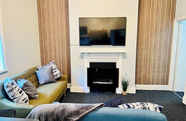 Large 3 Bedroom Apartment Birmimgham City