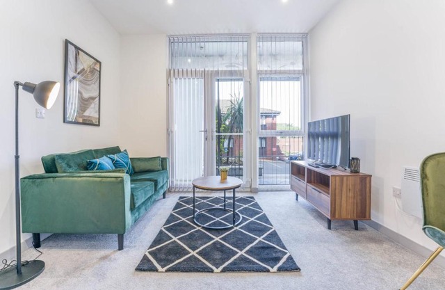 Cosy and Bright 1 Bedroom Apartment Dudley