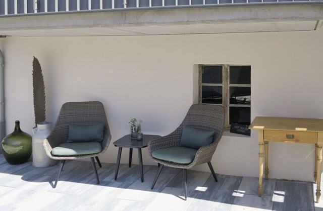 Confortable appartement pour 4 personnes avec WIFI, TV, terrasse et parking
