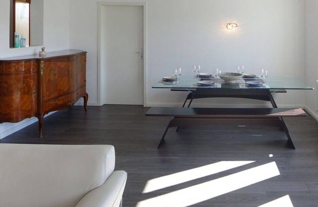 Joli appartement pour 4 personnes avec TV, patio, vue panoramique et parking