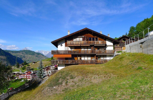 Joli appartement pour 4 personnes avec WIFI, TV, balcon et vue panoramique