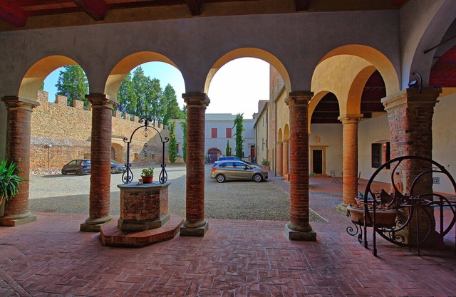 Bel appartement avec WIFI, climatisation, TV, vue panoramique et parking, près de San Gimignano