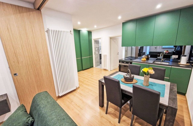 Joli appartement pour 4 personnes avec TV, patio, animaux admis et parking
