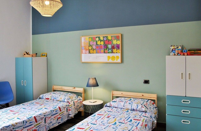 Joli appartement pour 4 personnes avec climatisation, WIFI, terrasse, animaux admis et parking