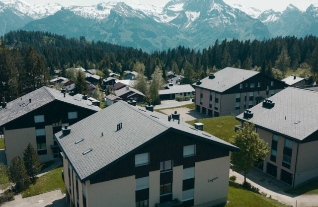 Joli appartement pour 4 personnes avec WIFI, TV, balcon, animaux admis et parking