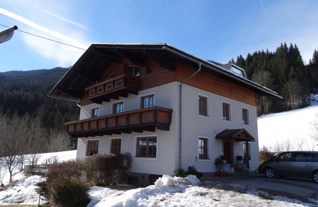 Joli appartement pour 6 personnes avec TV, balcon et parking