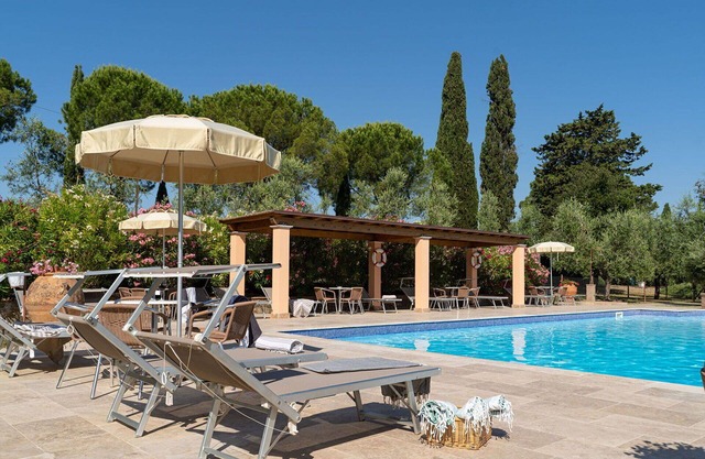 Bel appartement avec WIFI, climatisation, piscine, TV, animaux admis et vue panoramique