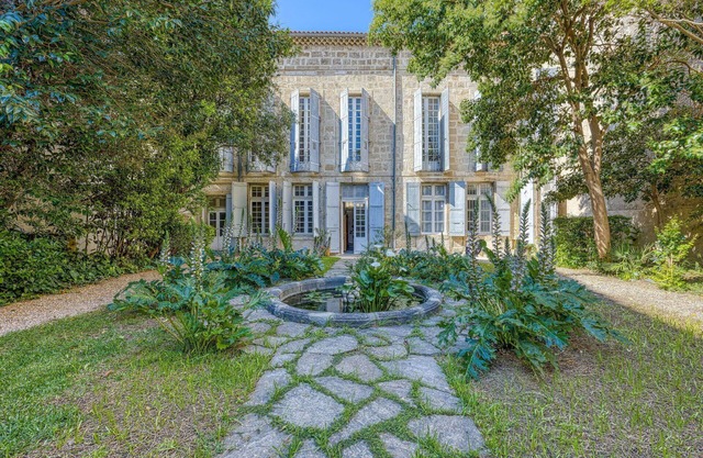 Bel appartement pour 6 personnes avec WIFI, TV, patio, animaux admis et parking