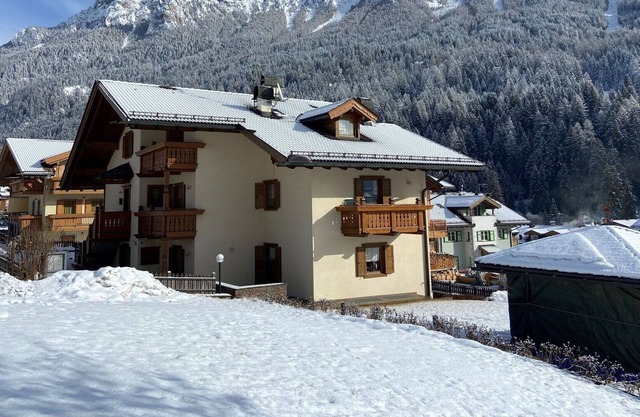 Agréable appartement pour 6 personnes avec WIFI, TV, balcon et parking