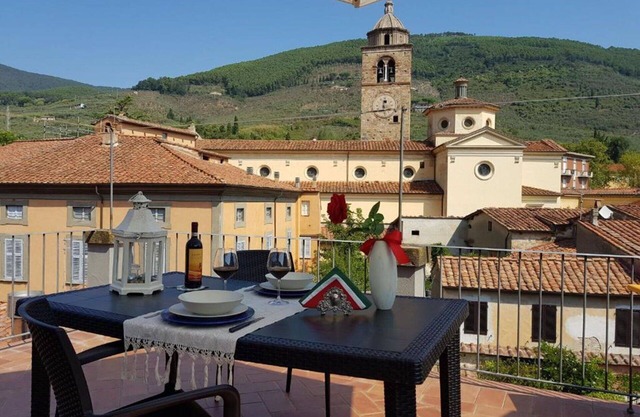Agréable appartement pour 7 personnes avec climatisation, WIFI, TV, terrasse et vue panoramique