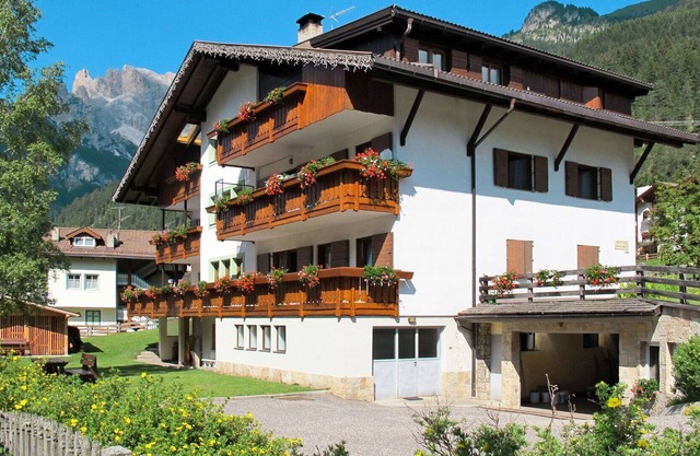 Joli appartement pour 8 personnes avec WIFI, TV, balcon, animaux admis et parking