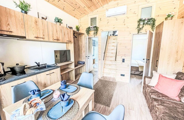 Appartement dans une maison de vacances avec climatisation, TV, terrasse, animaux admis, parking