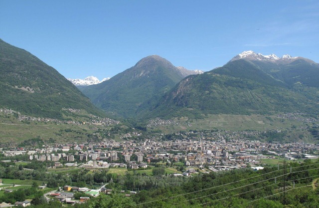 Bel appartement dans une maison de vacances avec climatisation, WIFI, TV, terrasse, parking