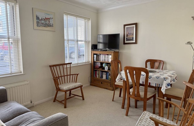 Cosy apartment near the beach in Deal