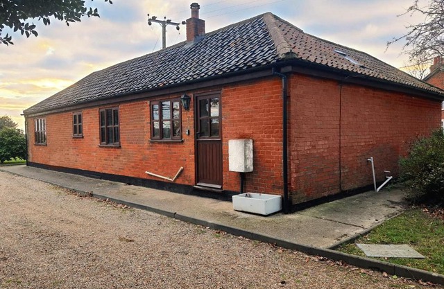 Cosy Barn Conversion 3BR (4 pax), Quiet, Close to Pin Mill