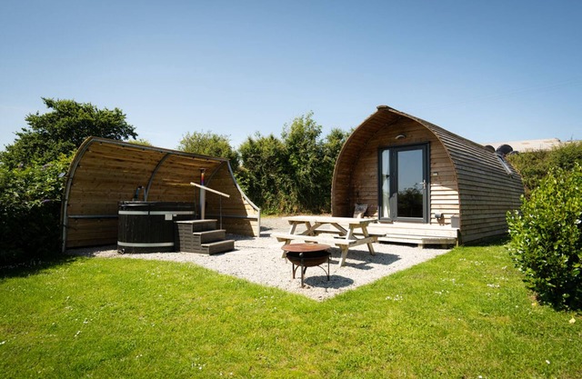 Standard-Hot Tub-Cabine-Douche