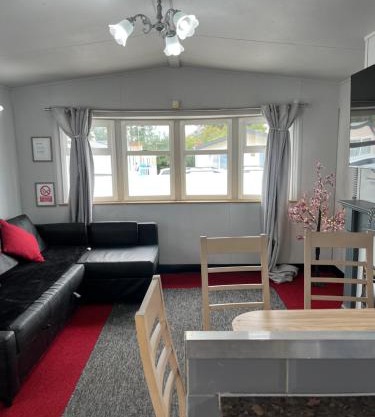 Cosy Caravan near the beach