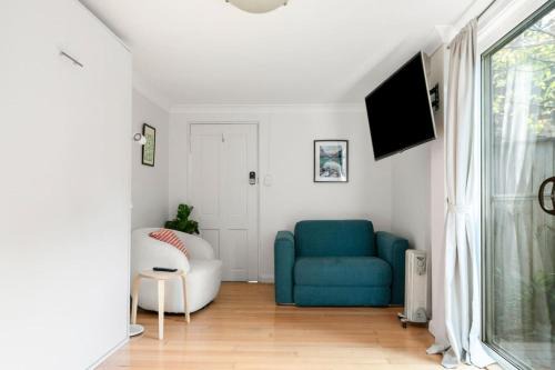 Cosy, Compact and Private Studio Garden Apartment