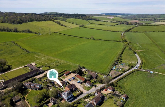 Cosy Cottage in Heart of South Downs