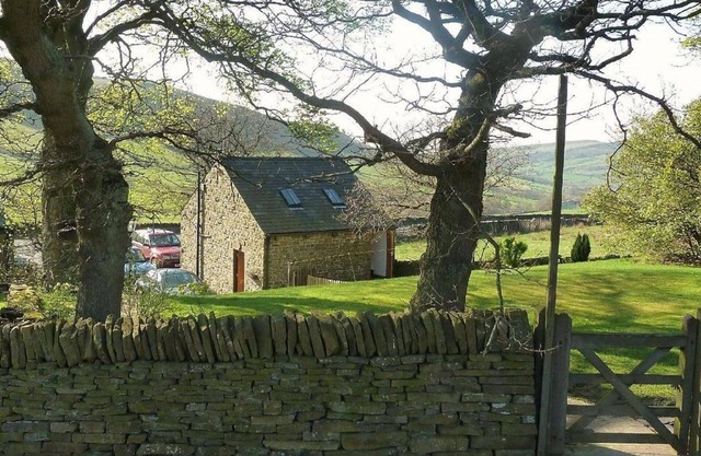 Cosy,cottage style studio apartment with lovely countryside views.Pet friendly.