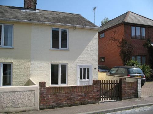 Cosy Cottage to Relax or Explore