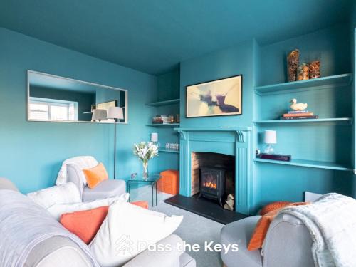Cosy cottage within walking distance to Hart Street, perfect for exploring Henley-on-Thames