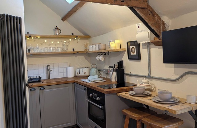 Cosy Cottage, Woolsery, Pet Friendly