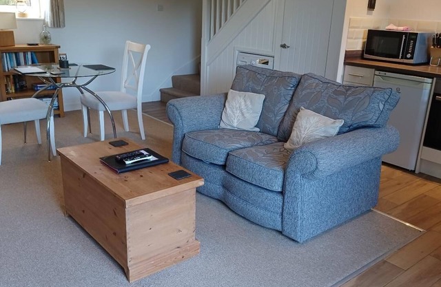 Cosy Dorset Cottage Just for Couples near Lyme Regis