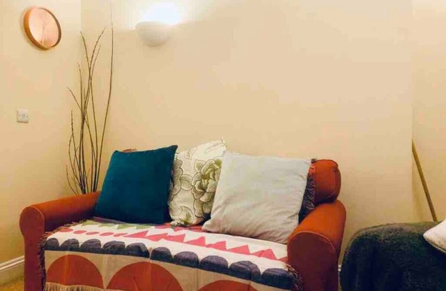 Cosy double bed town centre