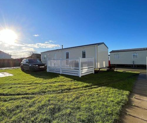 Cosy Family Caravan