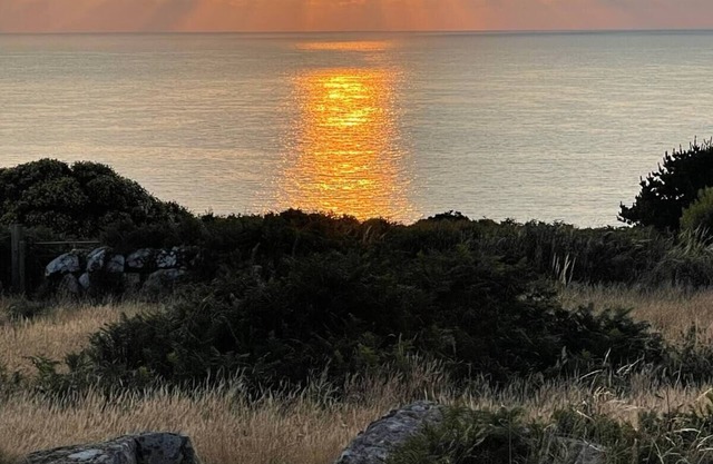 Cosy Farmhouse by the sea, Zennor, Cornwall, spectacular Atlantic Ocean views