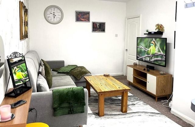 Cosy Flat 6 People, Short Drive - NEC-Airport-Birmingham-Solihull