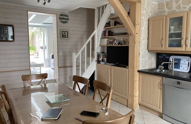 Cosy, à 100 mètres de la plage
