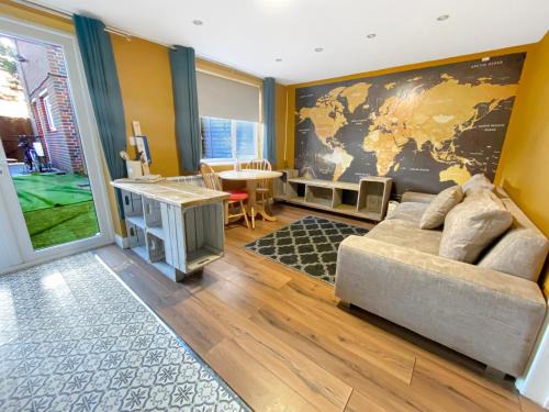 Cosy Hideaway - Home from Home