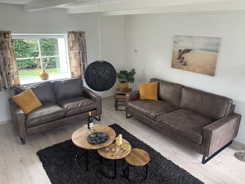 Cosy holiday home with large garden, cleaning included