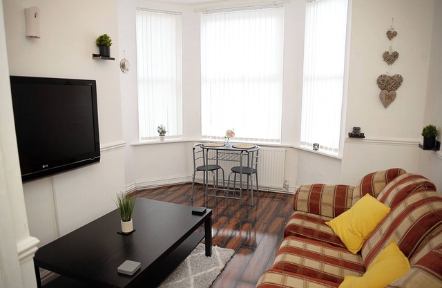 Cosy Orrell Park Retreat Near Anfield and Aintree