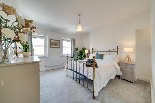 Cosy Stamford Flat - Walk to Burghley & More
