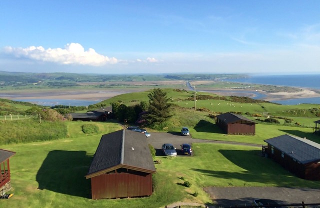 Chalet en bois de style suisse à Aberdovey, Snowdonia avec une vue imprenable sur la mer