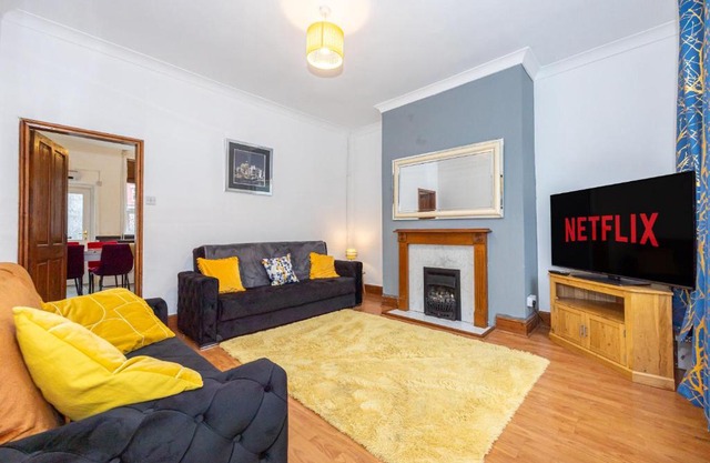 Cosy Two bedroom Terrace Blackburn