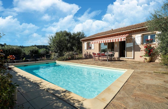 Villa de charme à Montouliers avec piscine privée